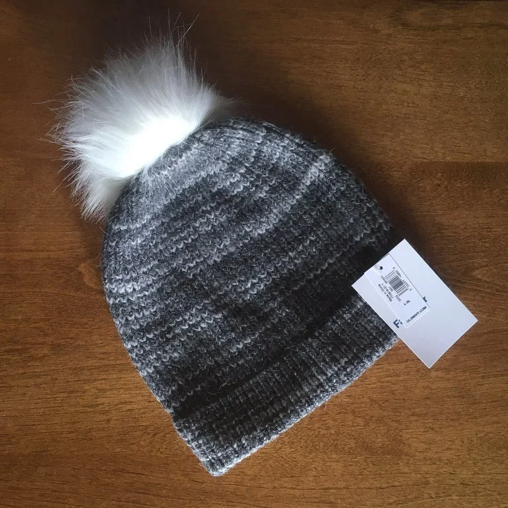 Old Navy charcoal faux fur pompom beanie NWT